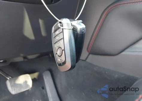 2025 Ford Explorer St-Line z USA, uszkodzony, nr VIN 1FMUK8KH5SGA65302